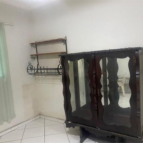 Casa à venda com 184m², 3 quartos e 4 vagas