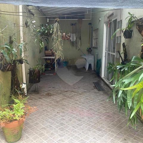 Casa à venda com 184m², 3 quartos e 4 vagas