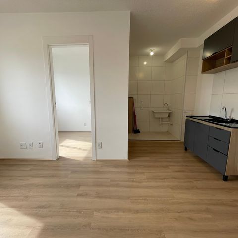 Apartamento à venda com 37m², 2 quartos e sem vaga Apartamento à venda com 37m², 2 quartos e sem vagaSala