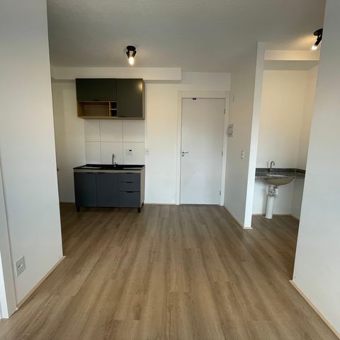 Apartamento à venda com 37m², 2 quartos e sem vaga Apartamento à venda com 37m², 2 quartos e sem vagaSala
