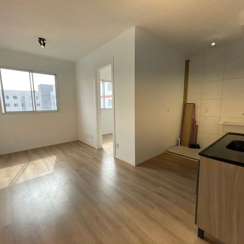 Apartamento à venda com 37m², 2 quartos e sem vaga Apartamento à venda com 37m², 2 quartos e sem vagaSala