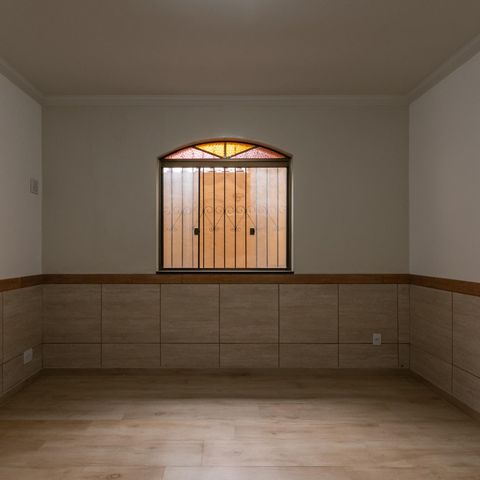 Casa à venda com 200m², 5 quartos e 2 vagas Casa à venda com 200m², 5 quartos e 2 vagasQuarto 1