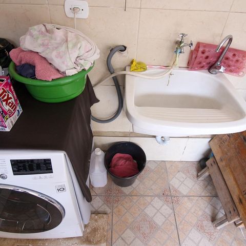 Casa à venda com 250m², 5 quartos e 3 vagas Casa à venda com 250m², 5 quartos e 3 vagasÁrea de Serviço