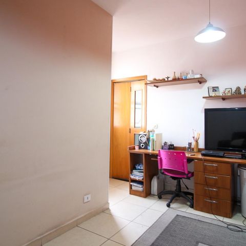 Casa à venda com 250m², 5 quartos e 3 vagas Casa à venda com 250m², 5 quartos e 3 vagasSala 4