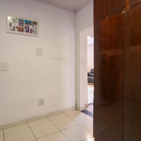 Casa à venda com 250m², 5 quartos e 3 vagas Casa à venda com 250m², 5 quartos e 3 vagasSala 3