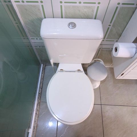 Casa à venda com 250m², 5 quartos e 3 vagas Casa à venda com 250m², 5 quartos e 3 vagasBanheiro 3