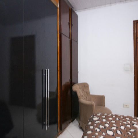Casa à venda com 250m², 5 quartos e 3 vagas Casa à venda com 250m², 5 quartos e 3 vagasQuarto 1