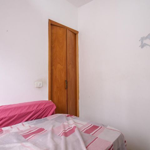 Casa à venda com 250m², 5 quartos e 3 vagas Casa à venda com 250m², 5 quartos e 3 vagasQuarto 4