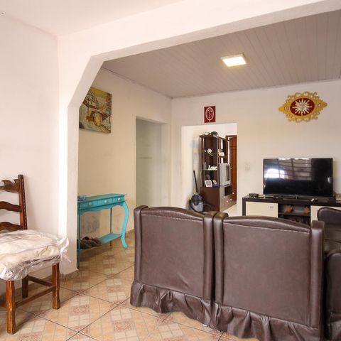 Casa à venda com 250m², 5 quartos e 3 vagas Casa à venda com 250m², 5 quartos e 3 vagasSala 2
