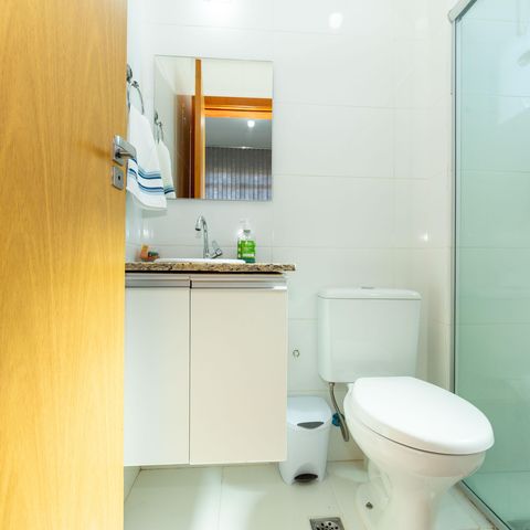 Apartamento à venda com 75m², 3 quartos e 2 vagas Apartamento à venda com 75m², 3 quartos e 2 vagasBANHEIRO2