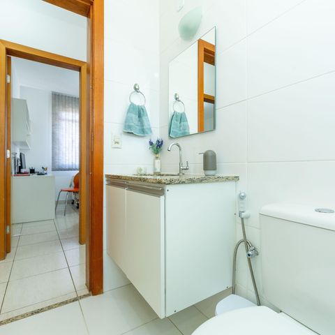 Apartamento à venda com 75m², 3 quartos e 2 vagas Apartamento à venda com 75m², 3 quartos e 2 vagasBANHEIRO1