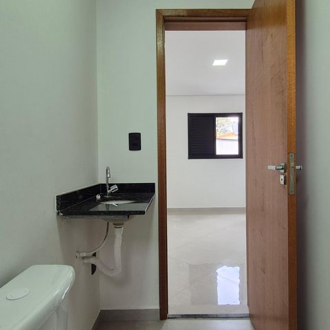 Apartamento à venda com 106m², 2 quartos e 1 vaga Apartamento à venda com 106m², 2 quartos e 1 vagaBanheiro da suíte