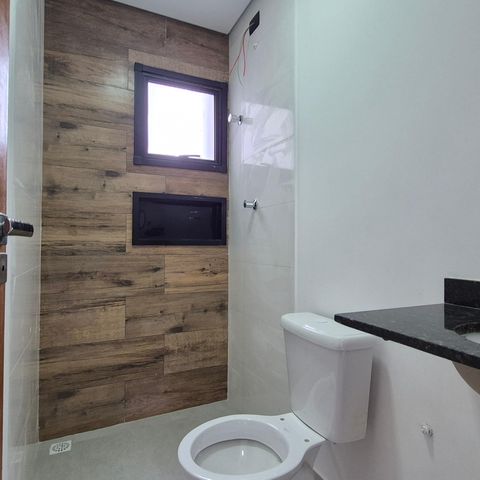 Apartamento à venda com 106m², 2 quartos e 1 vaga Apartamento à venda com 106m², 2 quartos e 1 vagaBanheiro da suíte