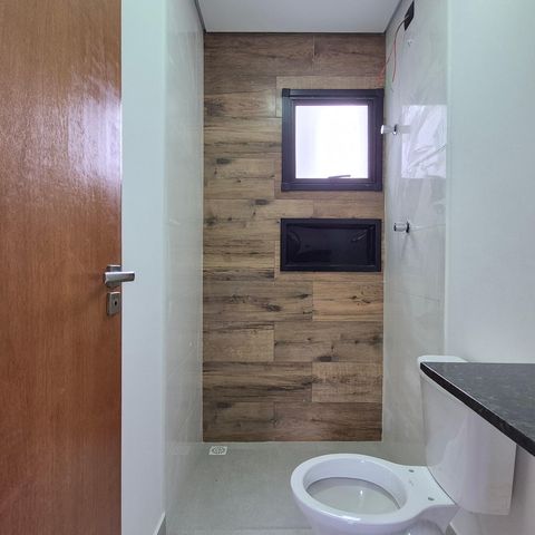 Apartamento à venda com 106m², 2 quartos e 1 vaga Apartamento à venda com 106m², 2 quartos e 1 vagaBanheiro da suíte