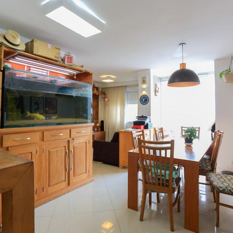 Apartamento à venda com 60m², 2 quartos e 1 vaga Apartamento à venda com 60m², 2 quartos e 1 vagaSala