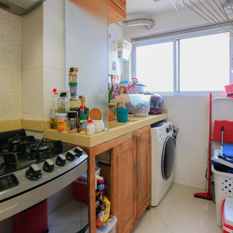 Apartamento à venda com 60m², 2 quartos e 1 vaga Apartamento à venda com 60m², 2 quartos e 1 vagaCozinha e Área de Serviço