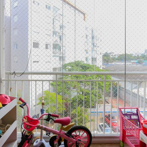 Apartamento à venda com 60m², 2 quartos e 1 vaga Apartamento à venda com 60m², 2 quartos e 1 vagaVaranda