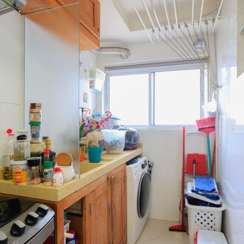 Apartamento à venda com 60m², 2 quartos e 1 vaga Apartamento à venda com 60m², 2 quartos e 1 vagaCozinha e Área de Serviço