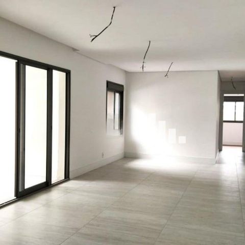 Apartamento à venda com 146m², 4 quartos e 2 vagas