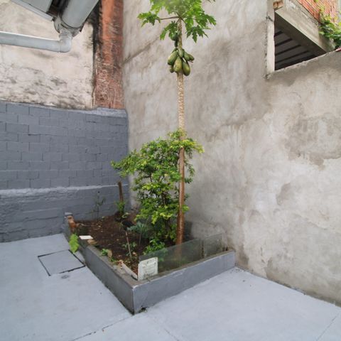 Casa à venda com 160m², 2 quartos e 1 vagaÁrea de Serviço