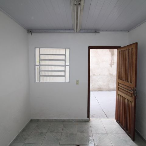 Casa à venda com 160m², 2 quartos e 1 vagaÁrea de Serviço - Quarto
