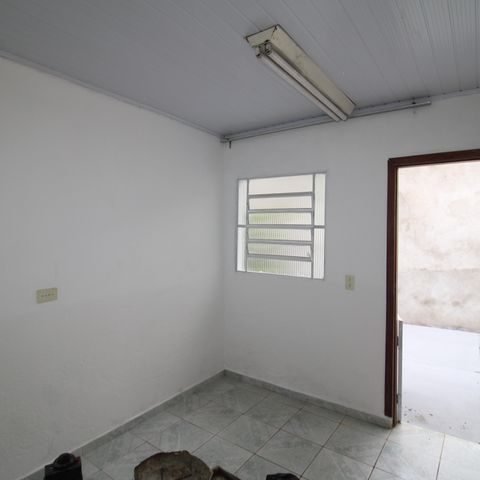 Casa à venda com 160m², 2 quartos e 1 vagaÁrea de Serviço - Quarto