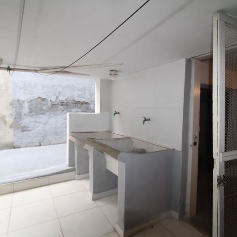 Casa à venda com 160m², 2 quartos e 1 vagaÁrea de Serviço