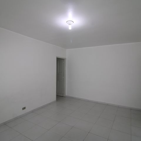 Casa à venda com 160m², 2 quartos e 1 vagaSala