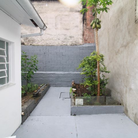 Casa à venda com 160m², 2 quartos e 1 vagaÁrea de Serviço