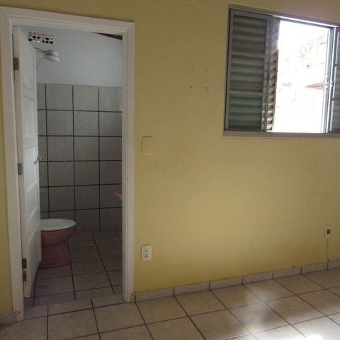 Casa para alugar com 50m², 1 quarto e sem vagaSala/Quarto