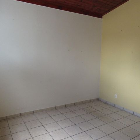 Casa para alugar com 50m², 1 quarto e sem vagaSala/Quarto