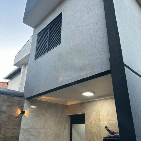 Casa à venda com 119m², 3 quartos e 2 vagas