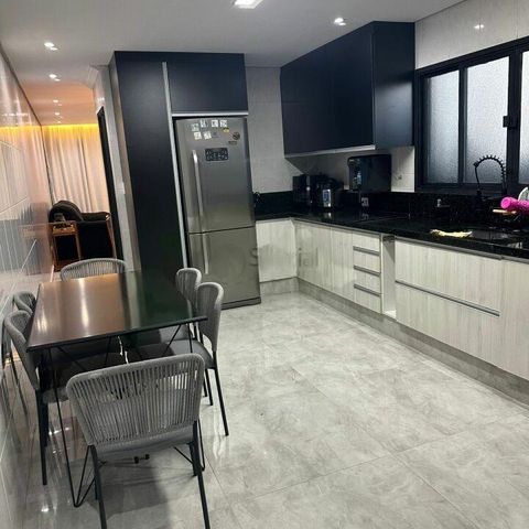 Casa à venda com 119m², 3 quartos e 2 vagas