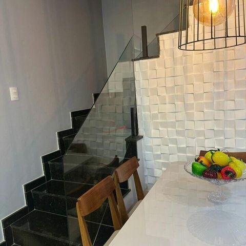 Casa à venda com 119m², 3 quartos e 2 vagas