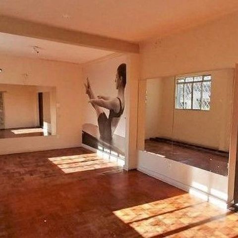 Casa à venda com 150m², 3 quartos e sem vaga