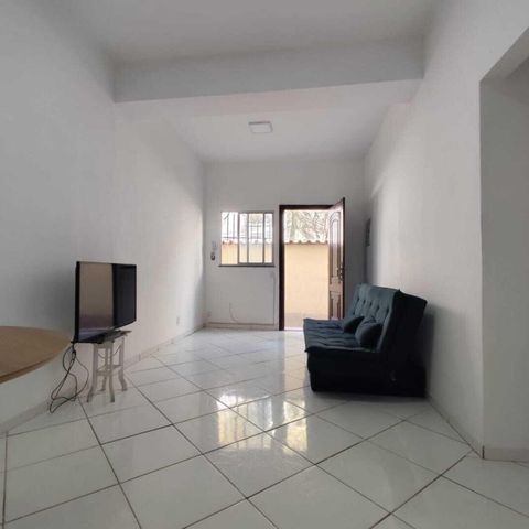 Casa à venda com 98m², 2 quartos e sem vaga