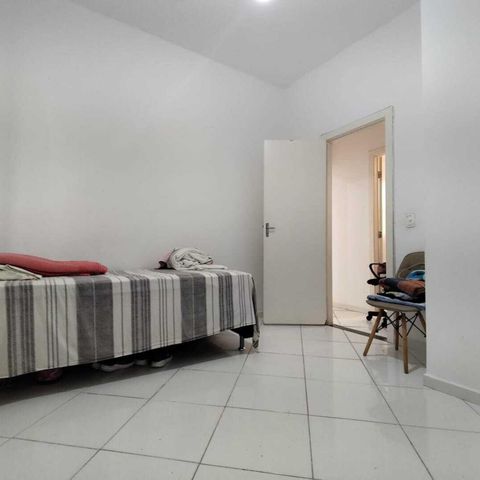 Casa à venda com 98m², 2 quartos e sem vaga