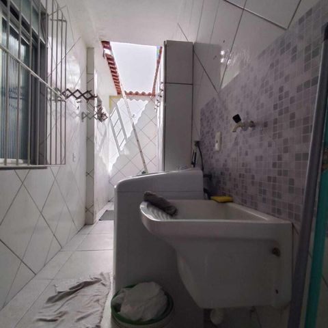 Casa à venda com 98m², 2 quartos e sem vaga
