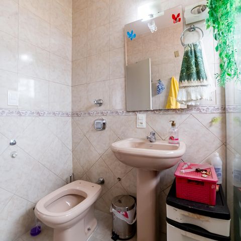 Apartamento à venda com 95m², 3 quartos e 1 vaga Apartamento à venda com 95m², 3 quartos e 1 vagaBanheiro Social