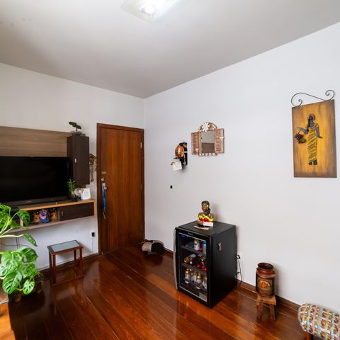 Apartamento à venda com 95m², 3 quartos e 1 vaga Apartamento à venda com 95m², 3 quartos e 1 vagaSala