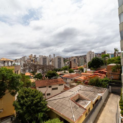Apartamento à venda com 95m², 3 quartos e 1 vaga Apartamento à venda com 95m², 3 quartos e 1 vagaVista