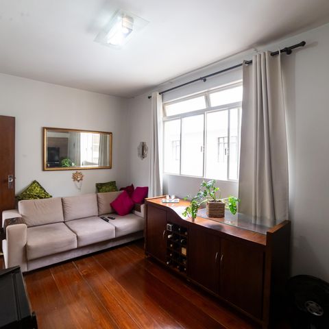 Apartamento à venda com 95m², 3 quartos e 1 vaga Apartamento à venda com 95m², 3 quartos e 1 vagaSala