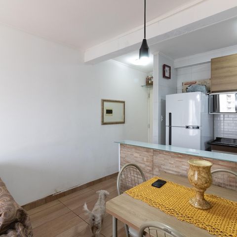 Apartamento para alugar com 40m², 2 quartos e 1 vaga Apartamento para alugar com 40m², 2 quartos e 1 vagaSala