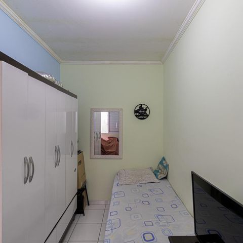 Casa à venda com 147m², 3 quartos e 3 vagas Casa à venda com 147m², 3 quartos e 3 vagasQuarto 2