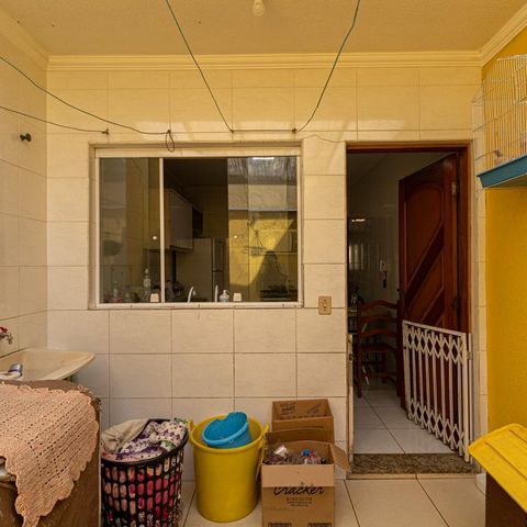 Casa à venda com 147m², 3 quartos e 3 vagas Casa à venda com 147m², 3 quartos e 3 vagasÁrea de Serviço