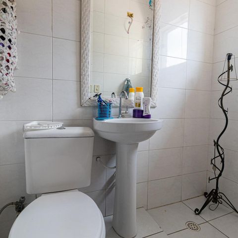 Casa à venda com 147m², 3 quartos e 3 vagas Casa à venda com 147m², 3 quartos e 3 vagasBanheiro Suíte