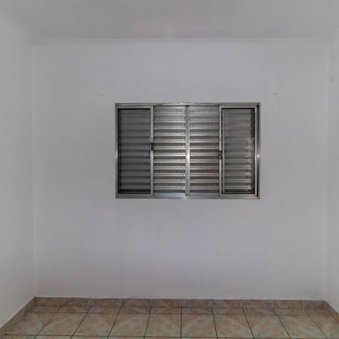 Casa à venda com 334m², 2 quartos e 5 vagas Casa à venda com 334m², 2 quartos e 5 vagasQuarto 1