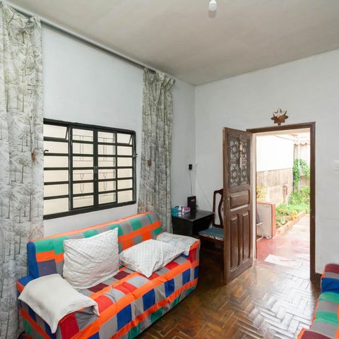 Casa à venda com 360m², 3 quartos e 2 vagasSala