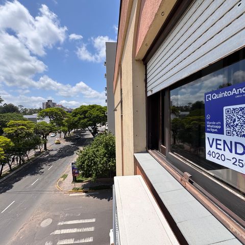 Apartamento à venda com 96m², 3 quartos e 3 vagas Apartamento à venda com 96m², 3 quartos e 3 vagasPlaca