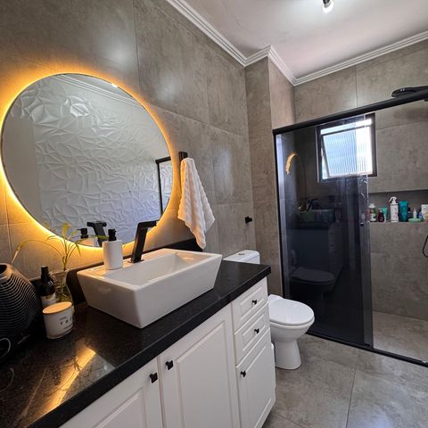Apartamento à venda com 96m², 3 quartos e 3 vagas Apartamento à venda com 96m², 3 quartos e 3 vagasBanheiro